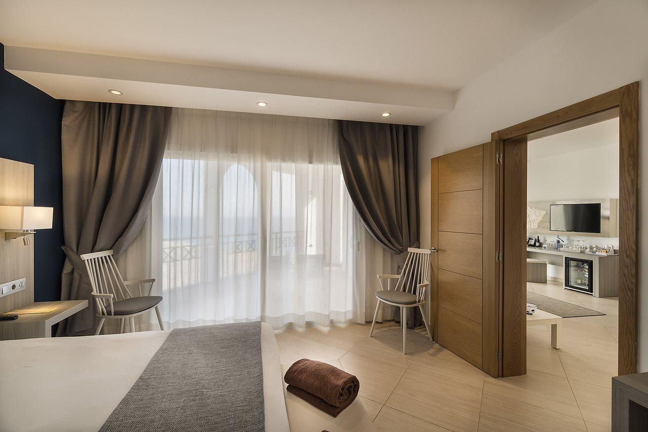 Royal Palm Resort & Spa (Adults Only) Playa De Esquinzo Dış mekan fotoğraf